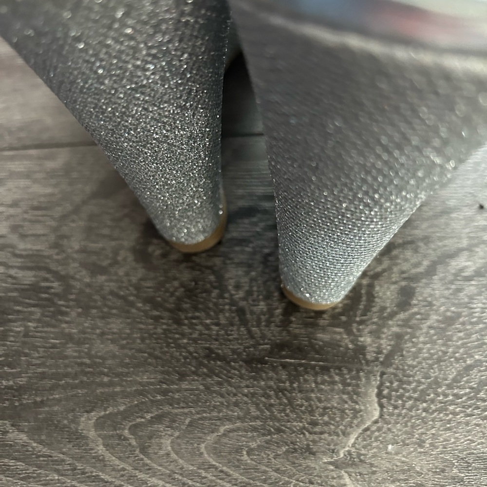 Platforms - Picture 9 of 10